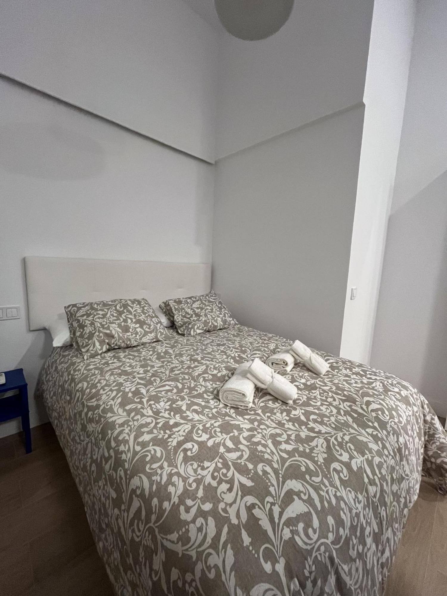 Moratalaz Apartments Мадрид Экстерьер фото