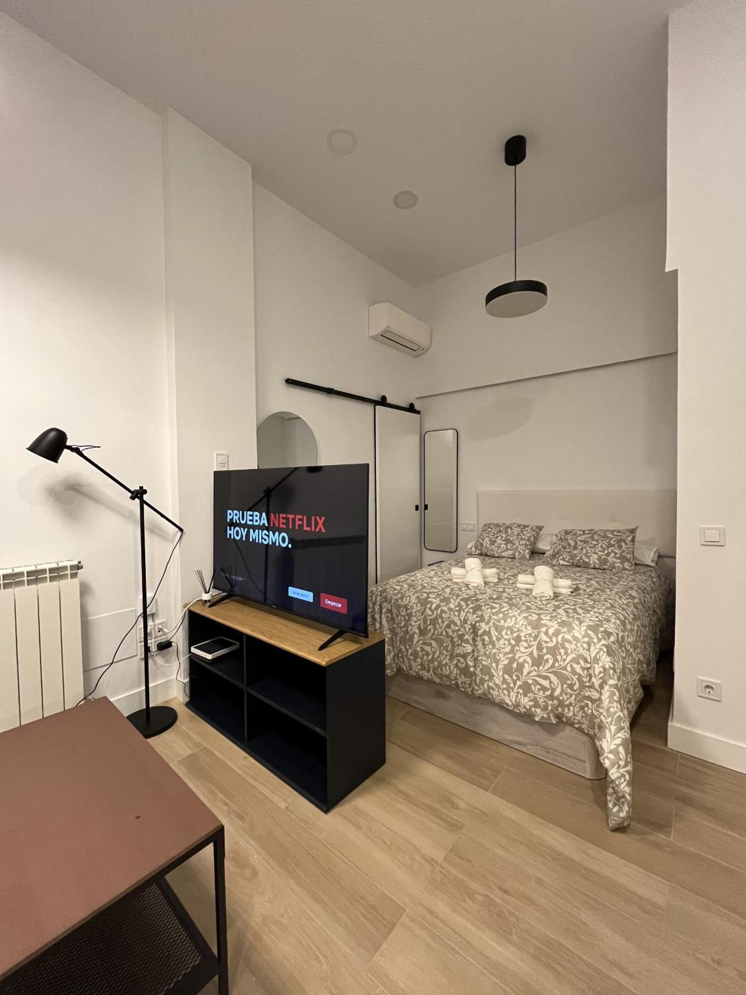 Moratalaz Apartments Мадрид Экстерьер фото